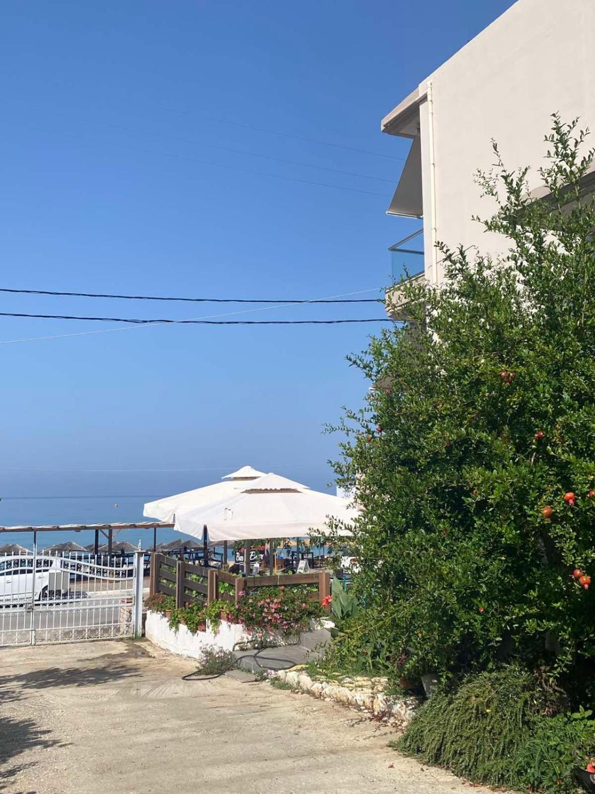 Villa Terra Kotta Paralia Vrachou Esterno foto