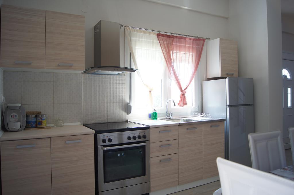 Villa Terra Kotta Paralia Vrachou Esterno foto